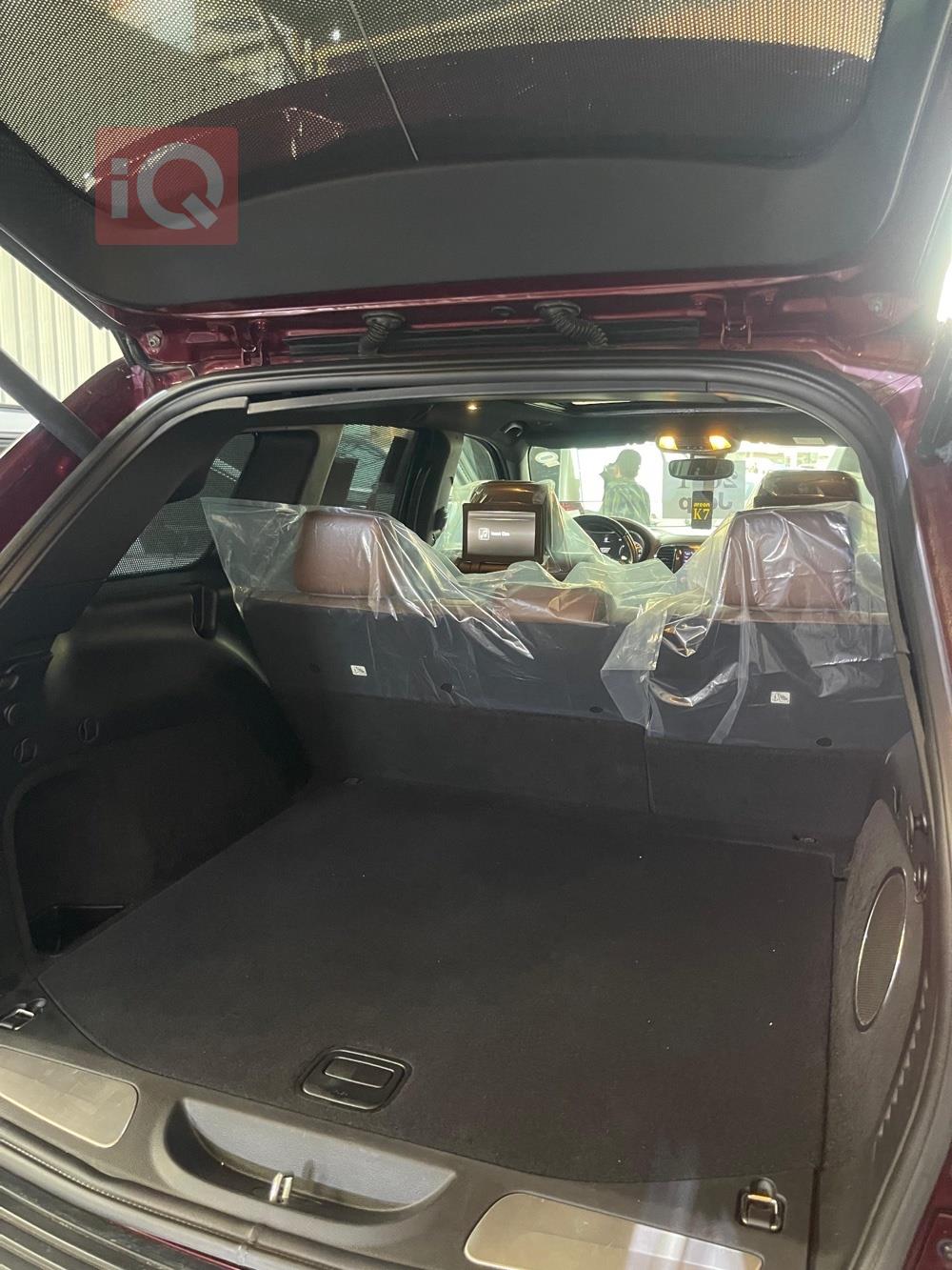 جیپ گراند شیرۆکی